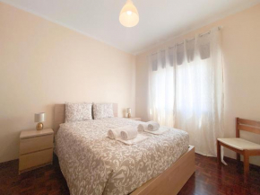 Central Apartment Near the Beaches #1922